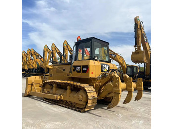 Bulldozer CATERPILLAR D6D