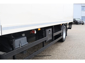 Refrigerator truck Mercedes-Benz Antos 1824 L: picture 3