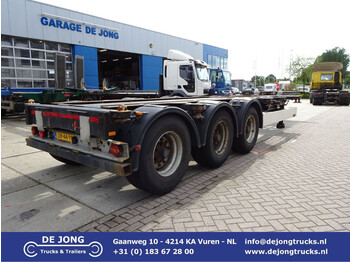 Container transporter/ Swap body semi-trailer KÖGEL