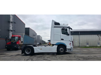 Tractor unit Mercedes-Benz Actros 1845: picture 4 Tractor unit Mercedes-Benz Actros 1845: picture 4