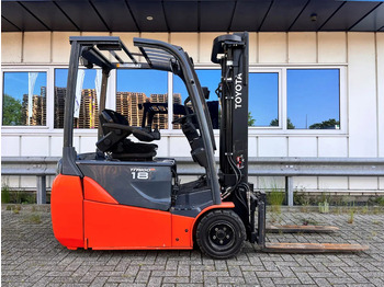 Electric forklift TOYOTA