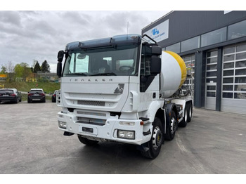 Concrete mixer truck LIEBHERR