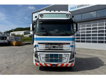 Tractor unit Volvo FH16-750 6x2: picture 2
