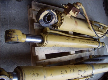 Hydraulic cylinder CATERPILLAR