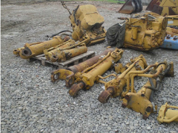 Hydraulics CATERPILLAR