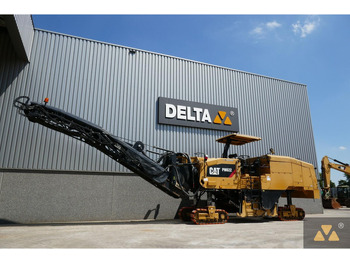 Asphalt machine Caterpillar PM622: picture 3