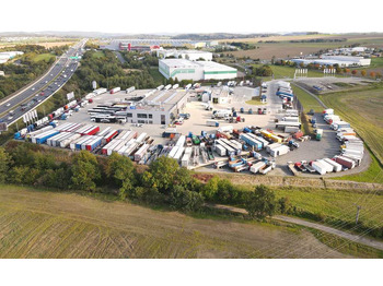 Box truck Renault MIDLUM 160.10, EURO 4, HYDRAULIC FRONT, TIRE 80%: picture 2 Box truck Renault MIDLUM 160.10, EURO 4, HYDRAULIC FRONT, TIRE 80%: picture 2