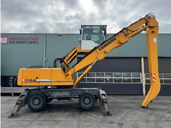 Waste/ Industry handler Liebherr A 924 C: picture 5
