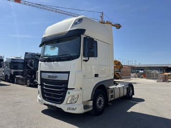 Tractor unit DAF XF 460