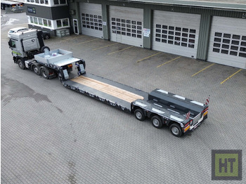 Low loader semi-trailer
