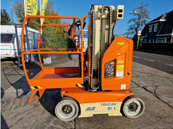 Aerial platform JLG