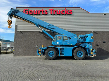 Rough terrain crane TADANO GR-700