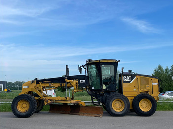 Grader CATERPILLAR 12M