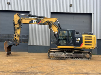 Crawler excavator CATERPILLAR 323
