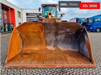 Wheel loader CAT 972MXE: picture 3