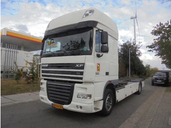 Container transporter/ Swap body truck DAF XF 105 410