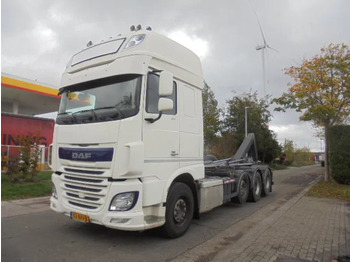 Hook lift truck DAF XF 106 510