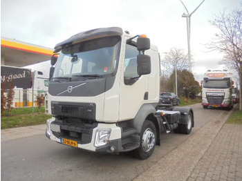 Tractor unit VOLVO FL 260