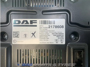Dashboard for Truck DAF XF106: picture 3