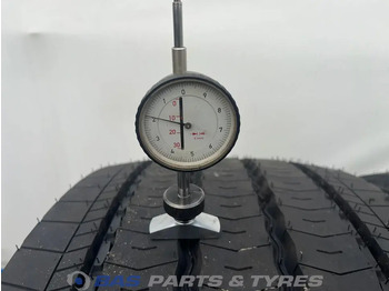 Tire for Truck Michelin Michelin 385/55R22.5 X Multi F 160 K M+S 3PMSF gebruikte set: picture 3