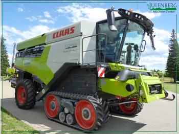 Combine harvester CLAAS Lexion
