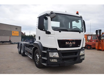 Hook lift truck MAN TGS 26.360: picture 4