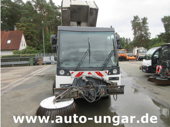 Road sweeper Aebi MFH 5500 Baujahr 2012 Euro 5 Kehrmaschine mit Hochentleerung: picture 2