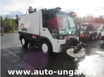 Road sweeper