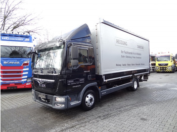 Curtainsider truck MAN TGL 8.220
