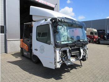 Cab and interior for Truck Mercedes-Benz CABINE MERCEDES 818 EURO 6 VOOR ONDERDELEN: picture 2