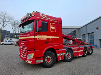 Cab chassis truck DAF XF 106 510