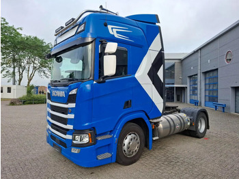 Tractor unit SCANIA R 410