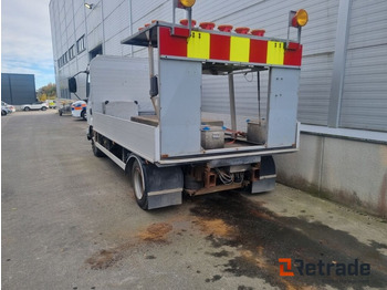 Dropside/ Flatbed truck 2003 lastebil RENAULT 180.08 (Rep objekt): picture 2 Dropside/ Flatbed truck 2003 lastebil RENAULT 180.08 (Rep objekt): picture 2