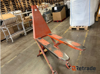 Pallet truck BT