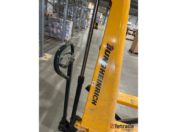 Pallet truck Jekke tralle fra Jungheinrich AX 10: picture 3