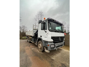 Tipper, Crane truck Mercedes Actros 3336: picture 2
