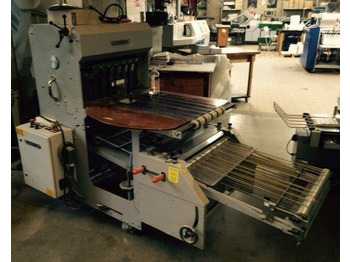 Folding machine