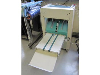 Folding machine