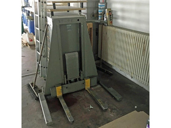Warehouse equipment