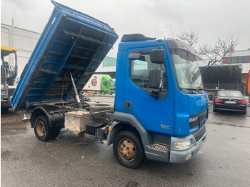 Tipper van