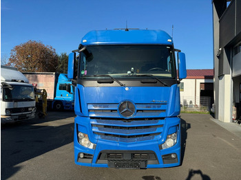 Tractor unit Mercedes-Benz 1836: picture 3