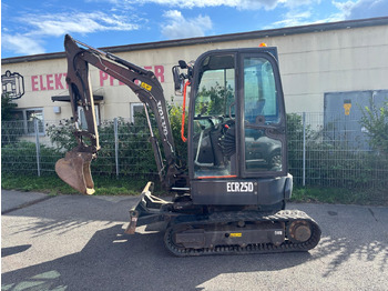 Mini excavator VOLVO ECR25D