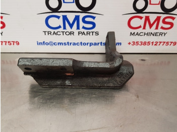Body and exterior Case 5140, 5120, 5130, 5150, Hood Bracket T104559: picture 2