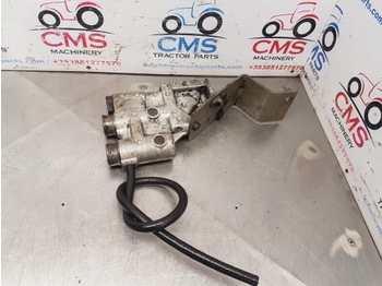 Hydraulics for Farm tractor Ford Tw, Ts, 40, 10, 7840 Series Hydraulic Spool Coupling E9nnr963ab , 87382001: picture 3