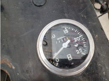 Cab and interior Massey Ferguson 290 Dash Steering Panel, Wheel, Wiring Loom 1674232m1: picture 3 Cab and interior Massey Ferguson 290 Dash Steering Panel, Wheel, Wiring Loom 1674232m1: picture 3