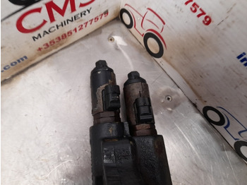 Suspension New Holland T7, Case Puma T7030 Front Axle Suspension Valve  87383948, 47986929: picture 5