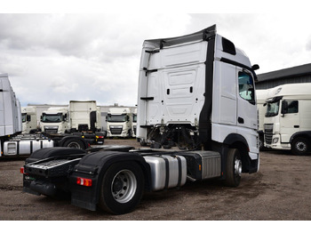 Tractor unit Mercedes-Benz Actros 5 1845 BigSpace: picture 4