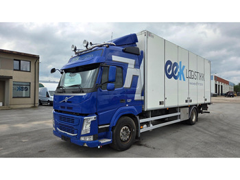 Box truck VOLVO FM 330
