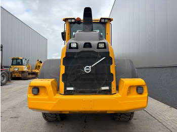 Wheel loader Volvo L 90 H (High tip + New tires): picture 4 Wheel loader Volvo L 90 H (High tip + New tires): picture 4