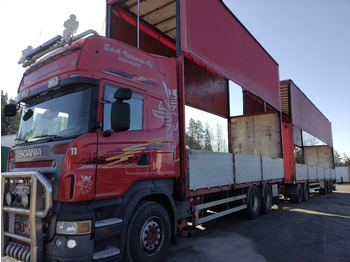 Curtainsider truck SCANIA